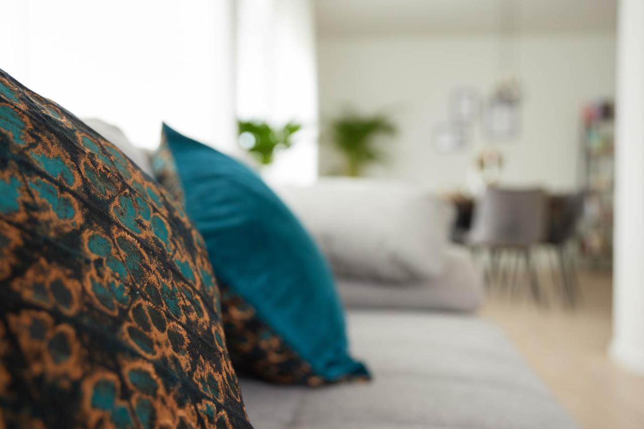 Ajko Homes - Design Apartment - Parkplatz - Balkon - Netflix - 6 Pers ヴァルドルフ エクステリア 写真